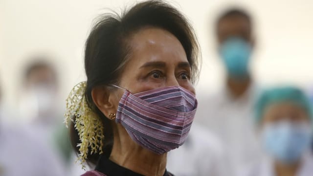 Myanmar's de facto Prime Minister Aung San Suu Kyi