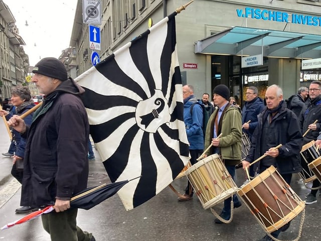 Fasnachtsclique auf dem Bundesplatz