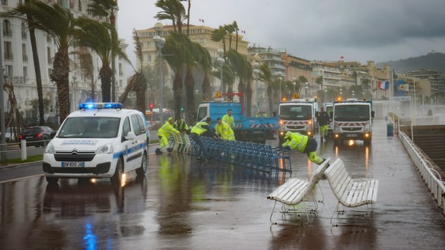 France: several people missing after heavy rains