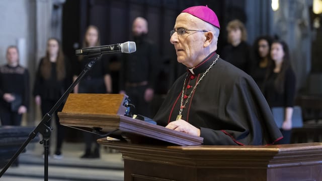 Joseph Bonnemain während eines Gottesdienstes. 