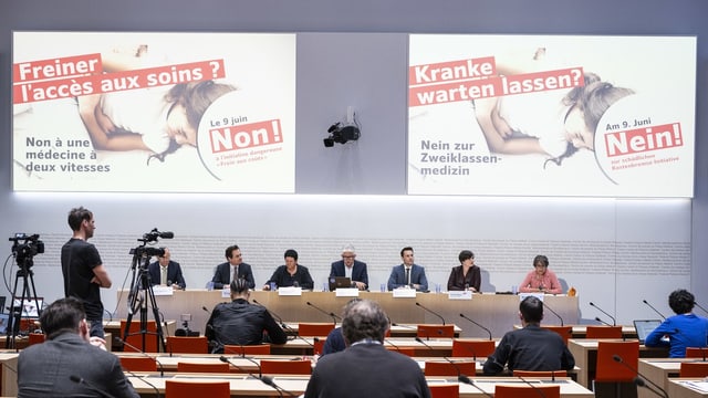 Das Nein-Komitees gegen die «Kostenbremse-Initiative» informierte heute an einer Medienkonferenz 