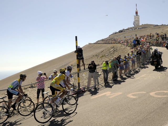 News Aus Dem Radsport Tour De France 21 Gleich Zweimal Auf Den Mont Ventoux Sport Srf