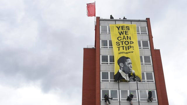 Aktion der Greenpeace gegen TTIP