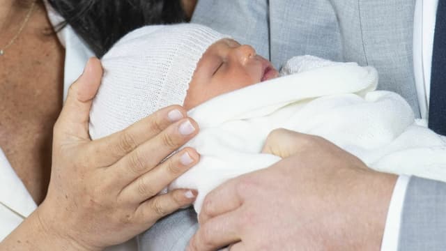 Baby Sussex Harry Und Meghans Sohn Heisst Archie News Srf