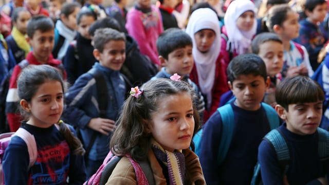 Syrische Flüchtlingskinder, die in Beirut eine Schule besuchen können.