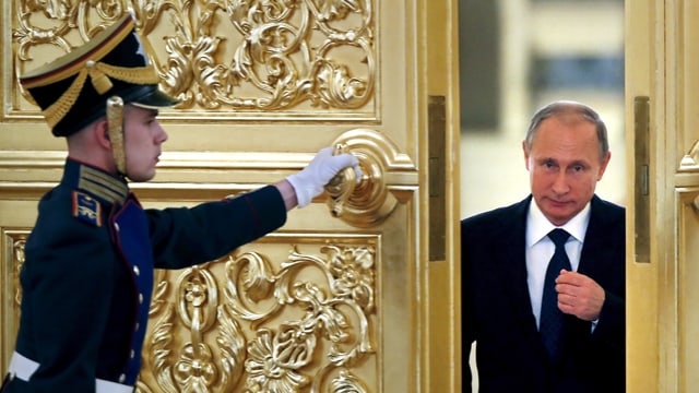 Präsident Putin im Präsidentenpalast. (reuters)