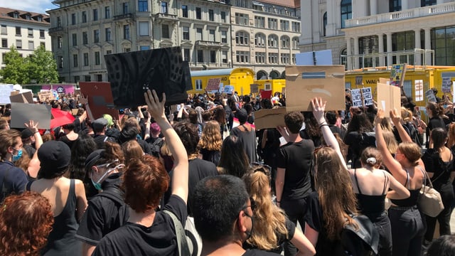 Demo in Zürich. 