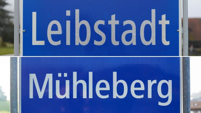 Ortsschilder von Leibstadt und Mühleberg.