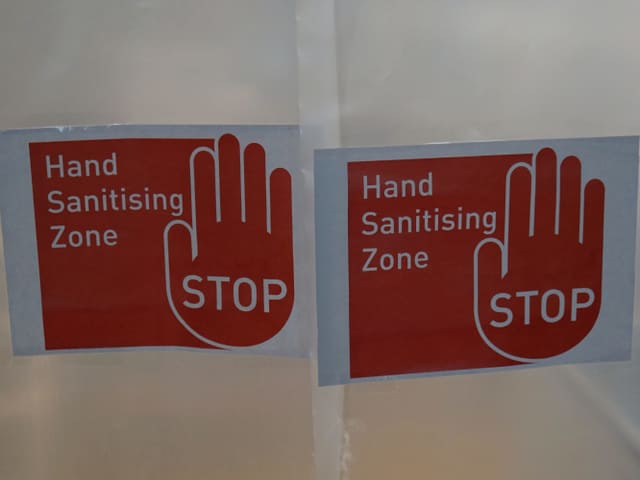 Stop Bild - Hand Sanitising Zone