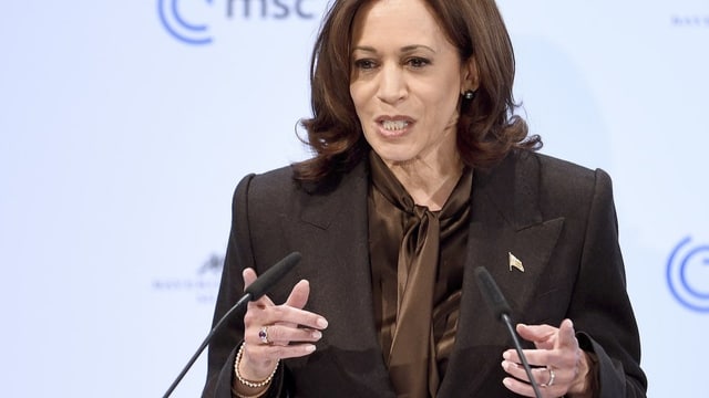 US-Vizepräsidentin Kamala Harris bei ihrer Rede in München.