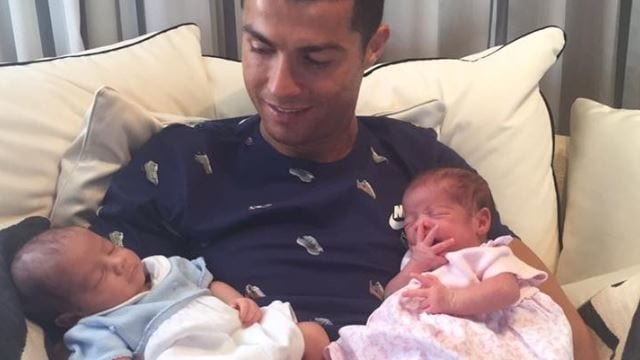 Dreifacher Familienzuwachs Baby Nummer Vier Fur Cristiano Ronaldo News Srf