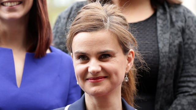 Jo Cox lächelnd