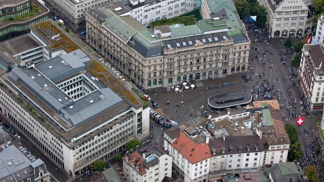 Der Paradeplatz in Zürich (Luftaufnahme)