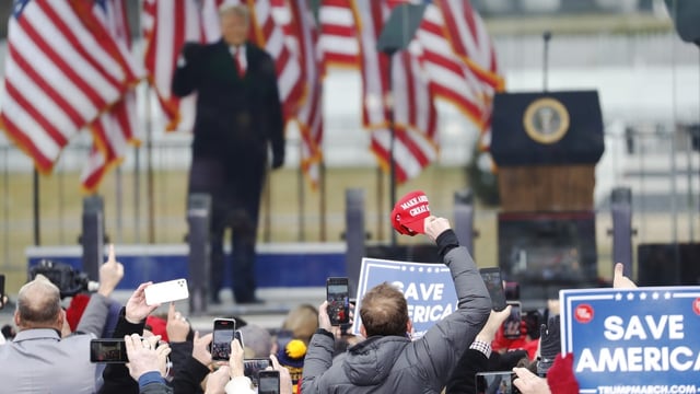 Trump bei seiner Rede vor dem Sturm aufs Kapitol.