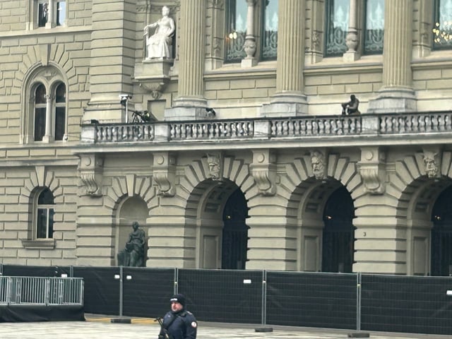 Scharfschützen auf dem Bundeshaus.