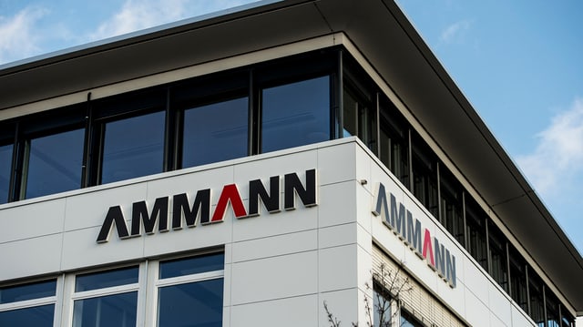 Schriftzug Ammann an der Fassade der Firma.