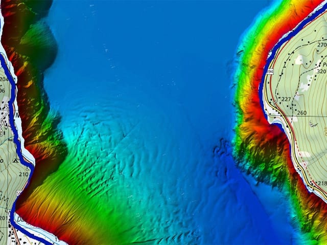 Multibeam-Aufnahme des Seegrunds.