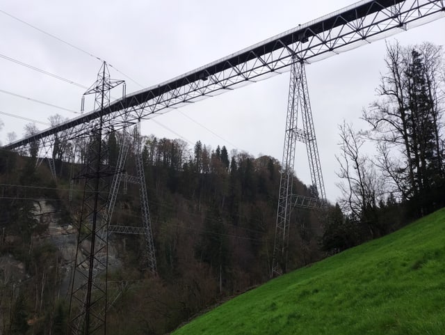 Hohe Stahlbrücke.