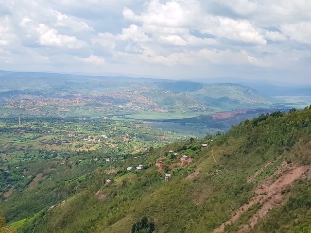 Kigali Stadt vom Mount Kigali aus betrachtet.