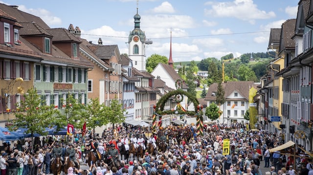 Auffahrtsprozession in Beromünster, einem historischen Marktflecken im Kanton Luzern.