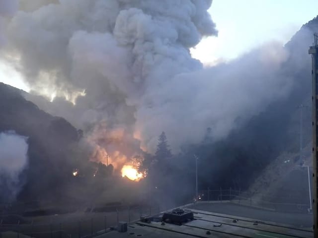 Eine Rakete explodiert in Japan.