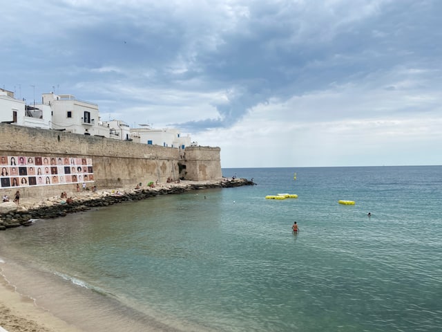 Monopoli und das Meer.