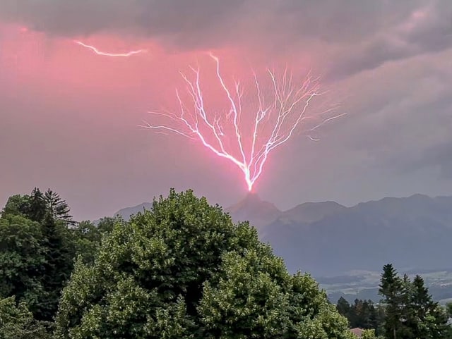 Blitz beim Stockhorn 