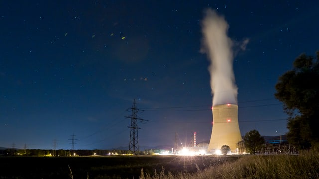 Das AKW Gösgen mit seinem Kühlturm.