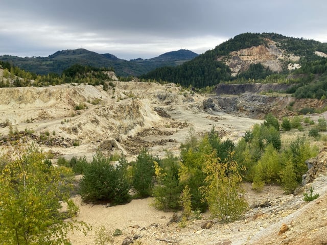 Eine durchpflügte Landschaft.