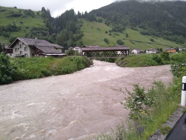 Hochwasser am Fluss