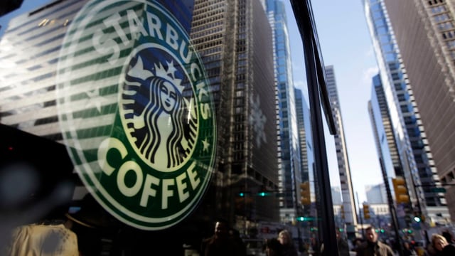 Will in den nächsten fünf Jahren 10'000 Stellen für Flüchtlinge anbieten: Kaffee-Gigant Starbucks. 