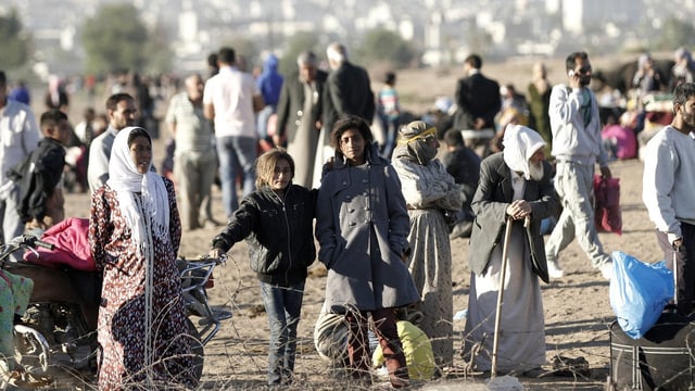 Flüchtlinge in der Nähe der syrisch-türkischen Grenze.