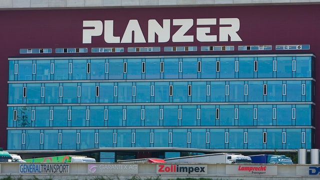 Planzer-Hauptgebäude 