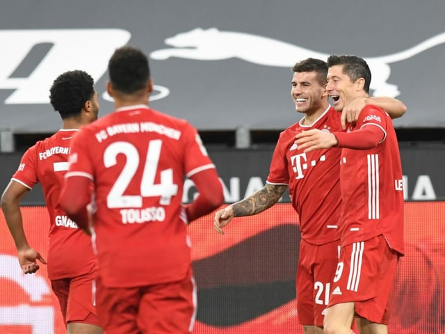 FC Bayern Munich beat BVB 2-1 away. 