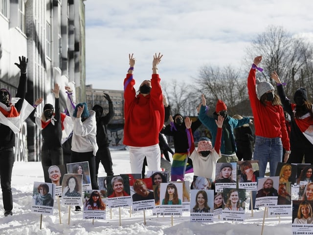 Protestierende Frauen in Belarus.