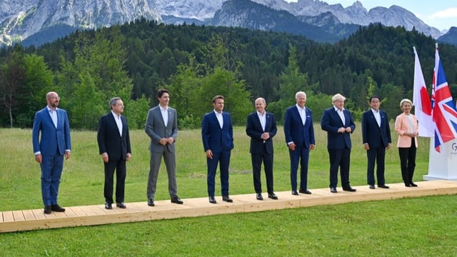 G7