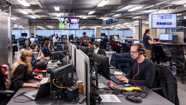 Journalisten im Büro