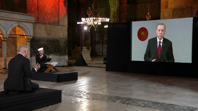 Erdogan in der Hagia Sofia.