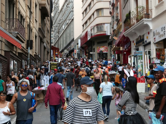 Belebte Einkaufsstrasse Ladeira Porto Geral