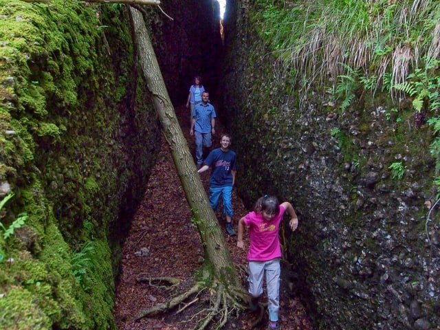 Der Bachtelspalt ist Teil der Natur im Zürcher Oberland.