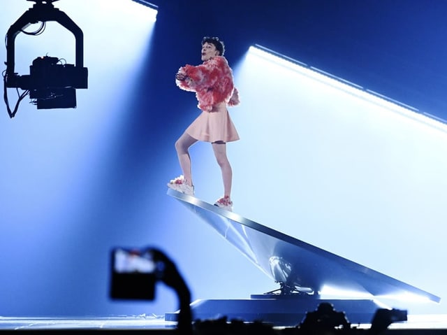 Nemo auf der ESC-Bühne