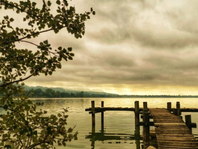 Pfäffikersee unter der Hochnebeldecke