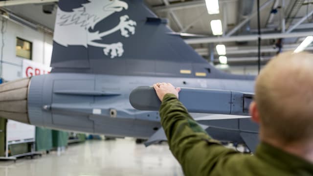 Ein schwedischer Kampfflieger Gripen 