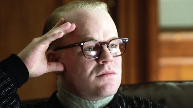 Film-Still: Philip Seymour Hoffman als Truman Capote in «Capote».