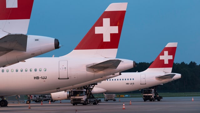 Maschinen der Swiss am Flughafen Zürich 