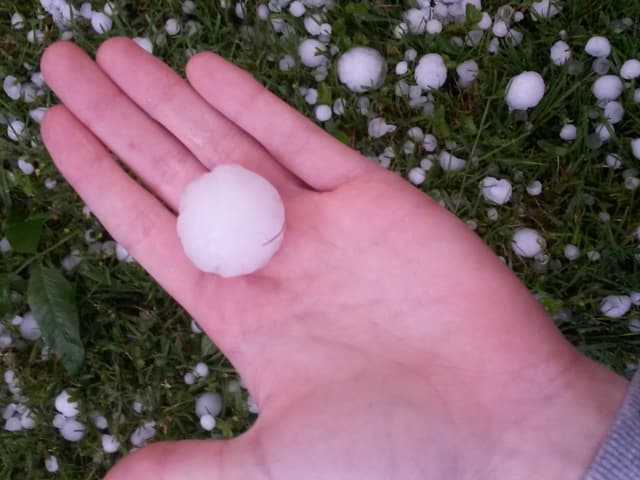 Panorama - Nach Unwetter im Tessin: Strasse ins Valle Malvaglia wieder