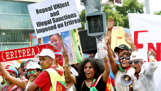 Demonstration für die eritreeische Regierung in Genf