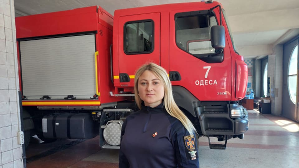 «Die Double-Tap-Attacken der Russen sind ein Kriegsverbrechen.» Maryna Averinas Team vom Katastrophenschutz ist bei jedem Luftalarm in Odessa im Einsatz.