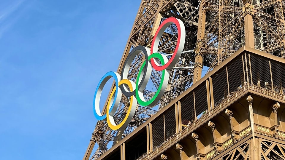 Paris 2024: Eiffelturm mit Ringen