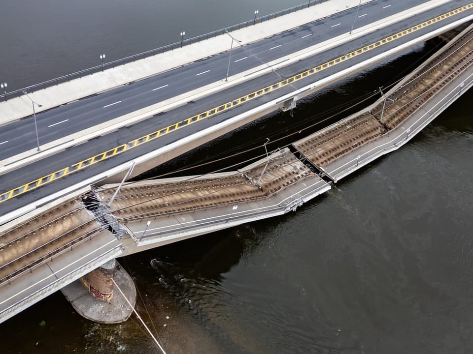 Die zerstörte Brücke.